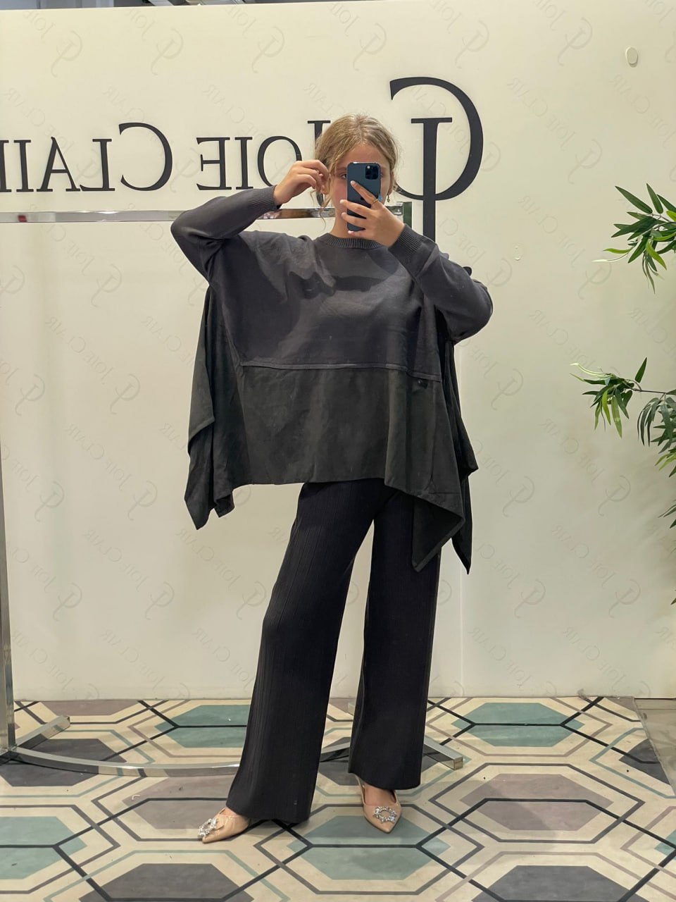 Joie Clair (J-Clair)