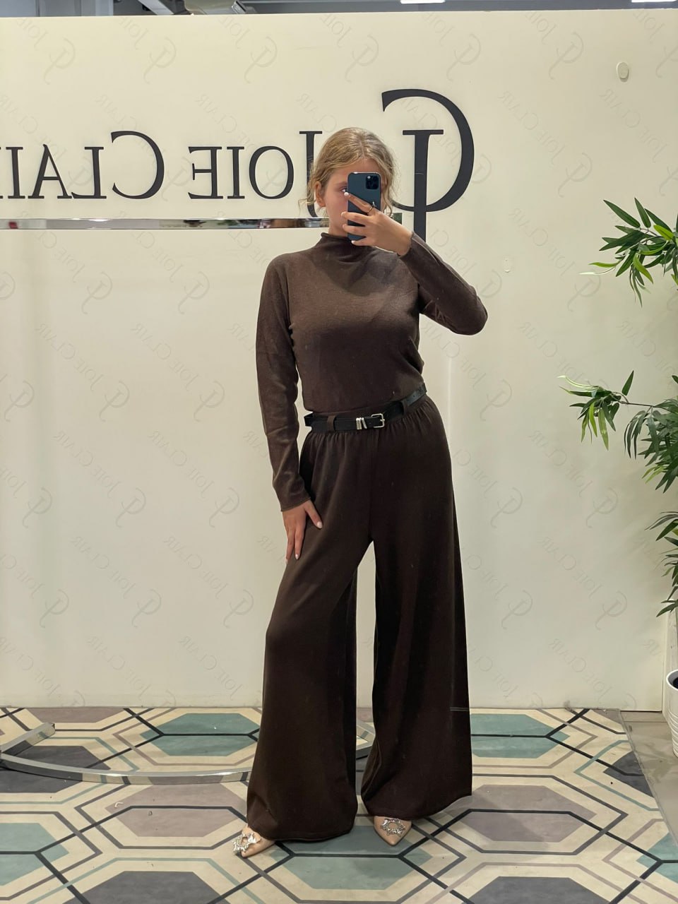 Joie Clair (J-Clair)