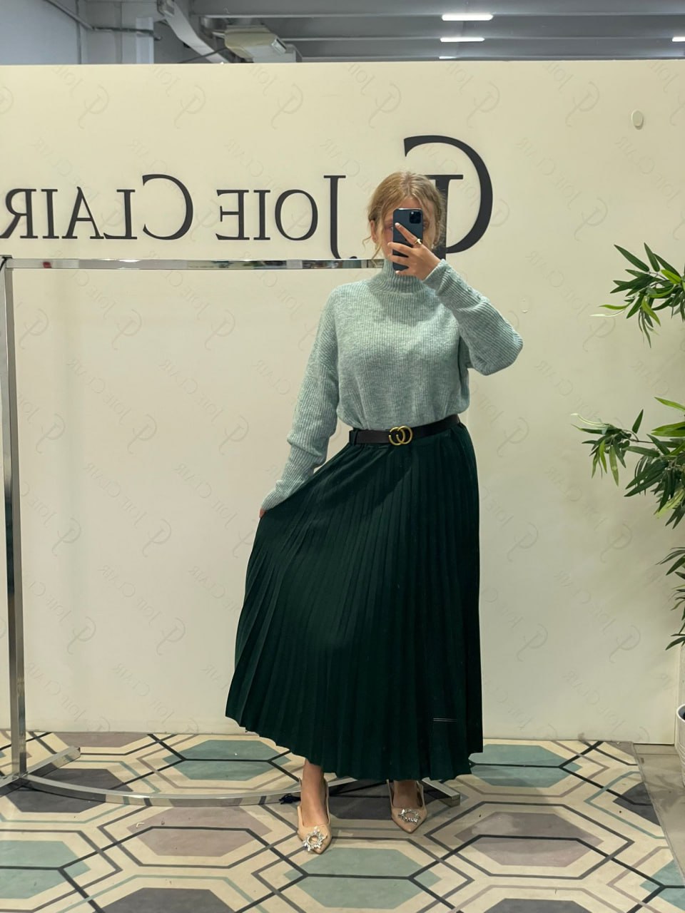 Joie Clair (J-Clair)