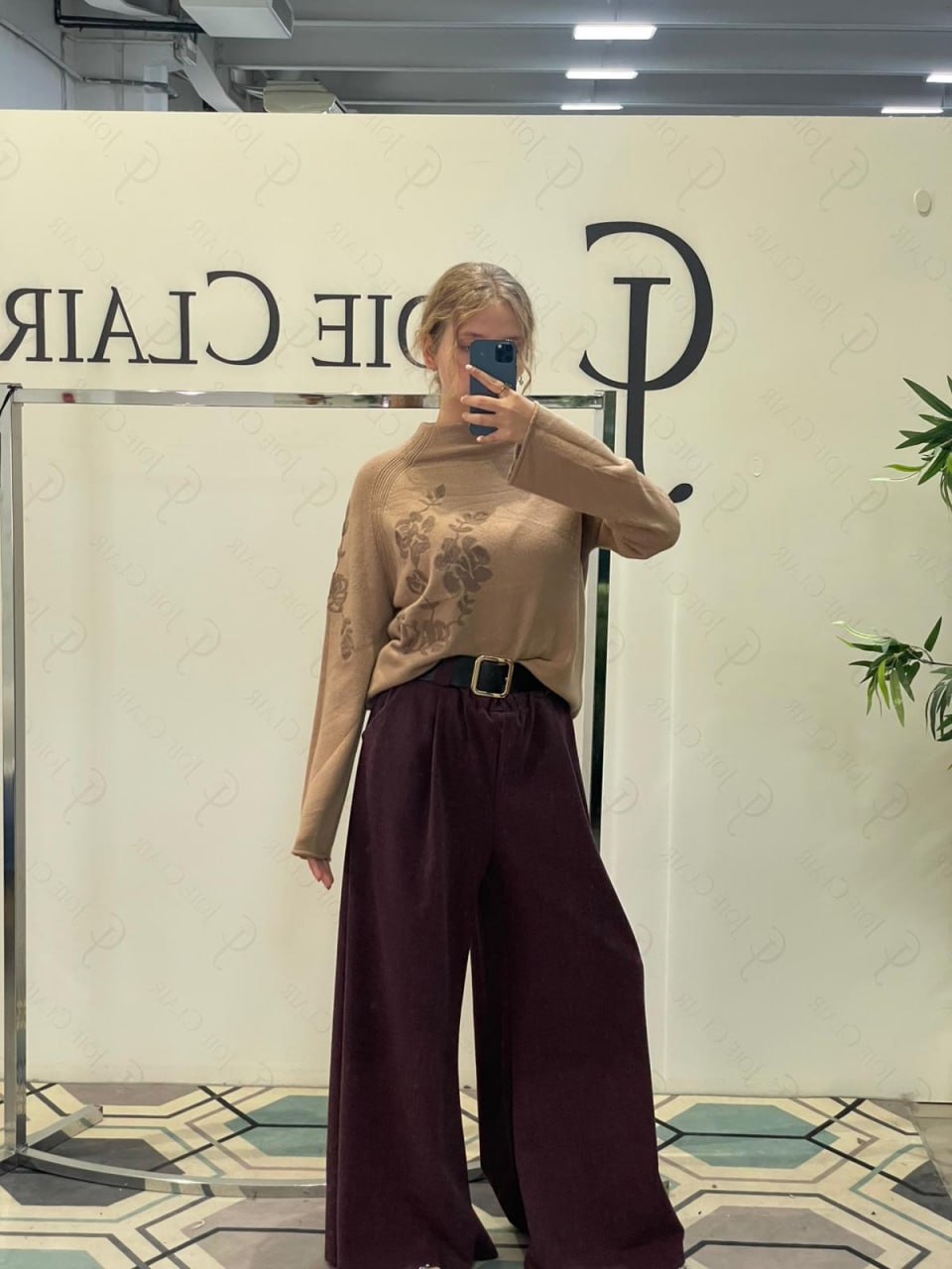 Фото Joie Clair (J-Clair)