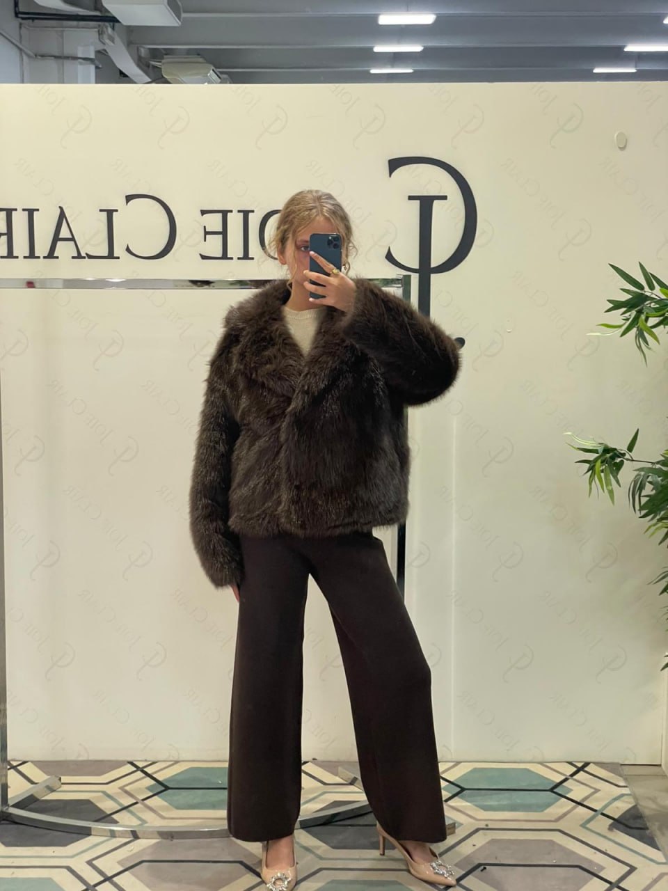 Фото Joie Clair (J-Clair)