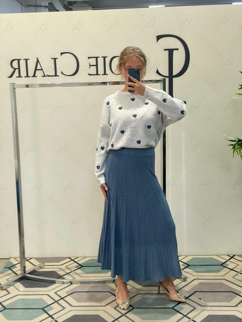 Joie Clair (J-Clair)