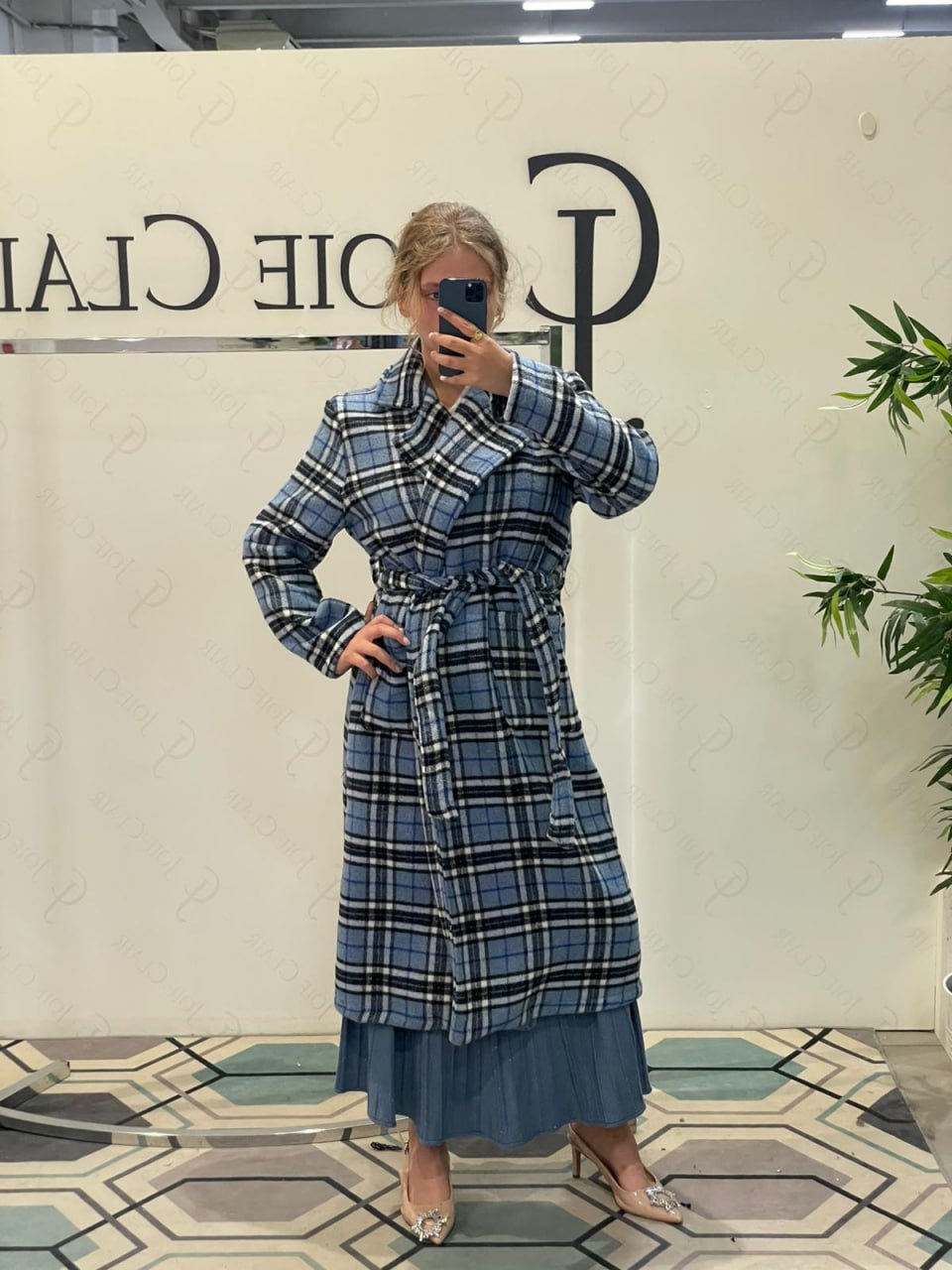 Joie Clair (J-Clair)