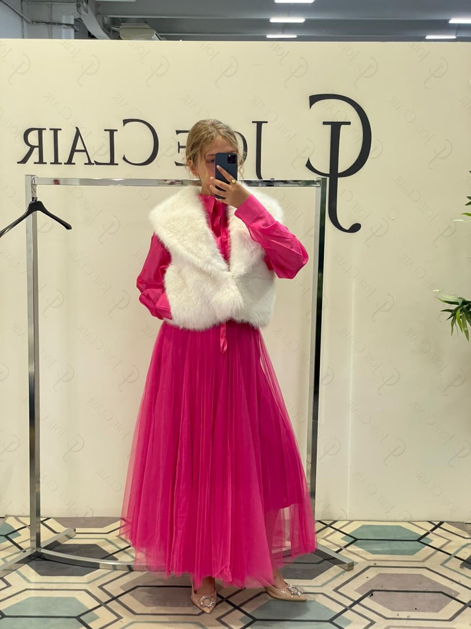 Joie Clair (J-Clair)