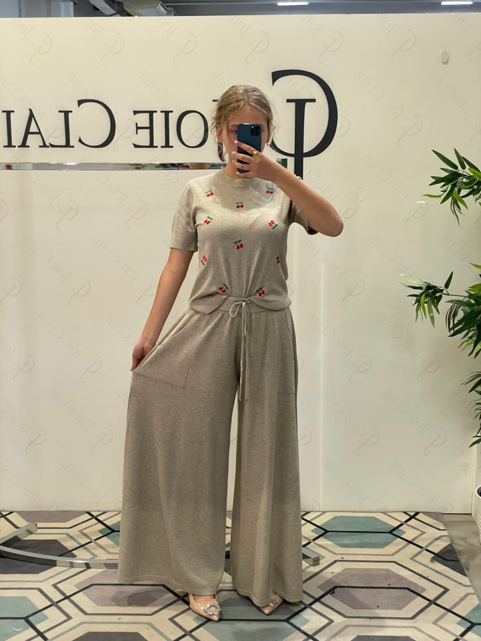 Joie Clair (J-Clair)