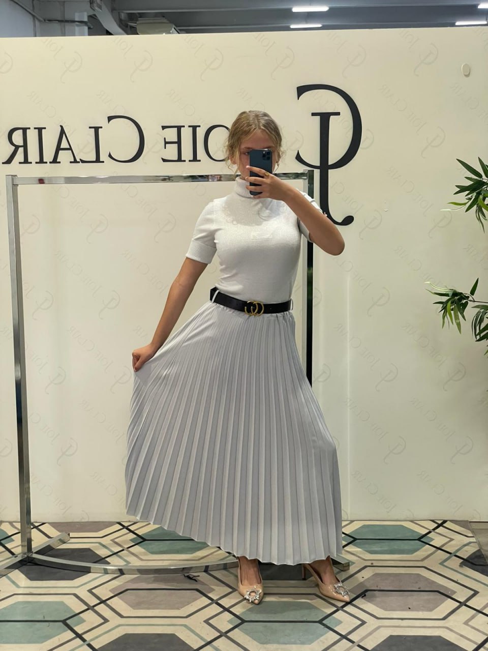 Joie Clair (J-Clair)