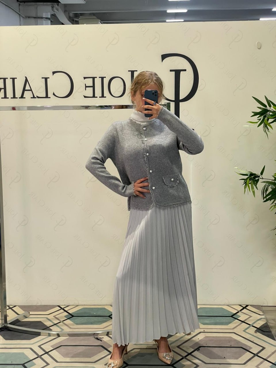 Joie Clair (J-Clair)