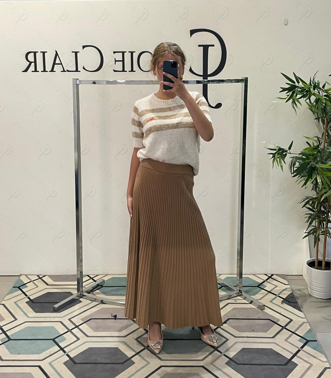 Фото Joie Clair (J-Clair)