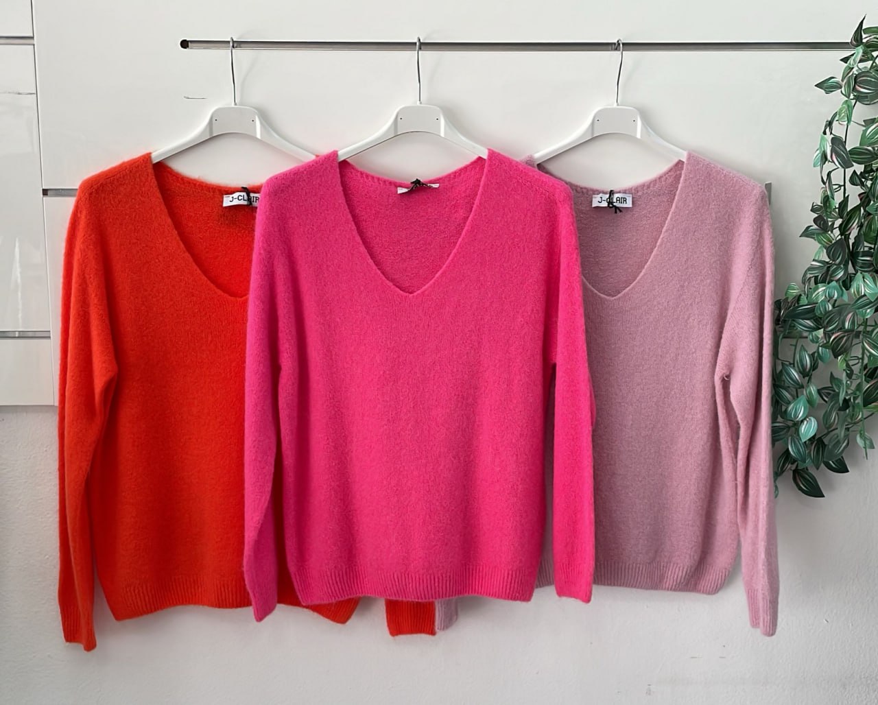 Joie Clair (J-Clair)