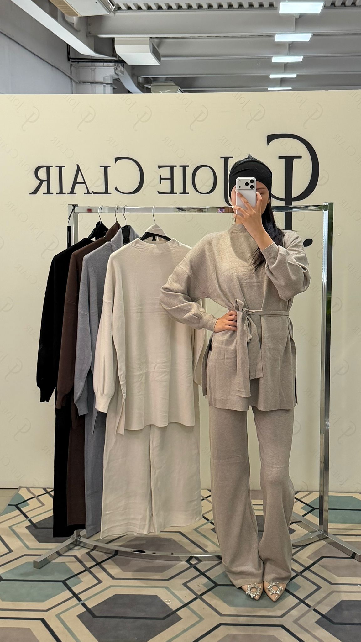 Фото Joie Clair (J-Clair)