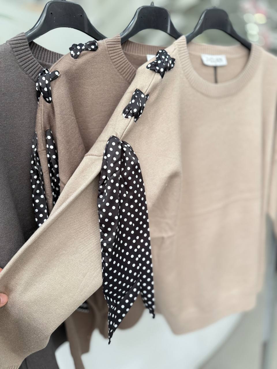 Joie Clair (J-Clair)