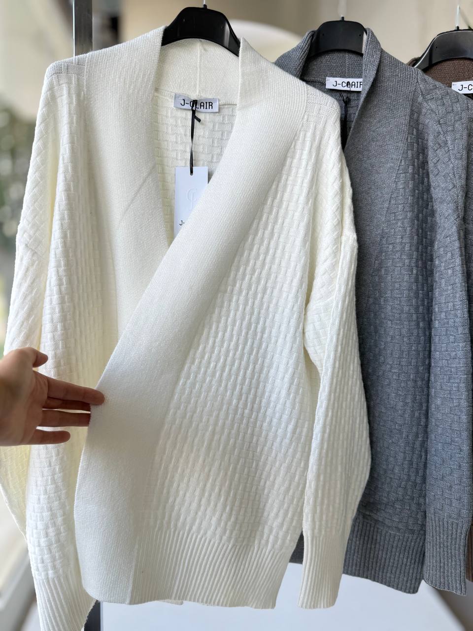 Joie Clair (J-Clair)