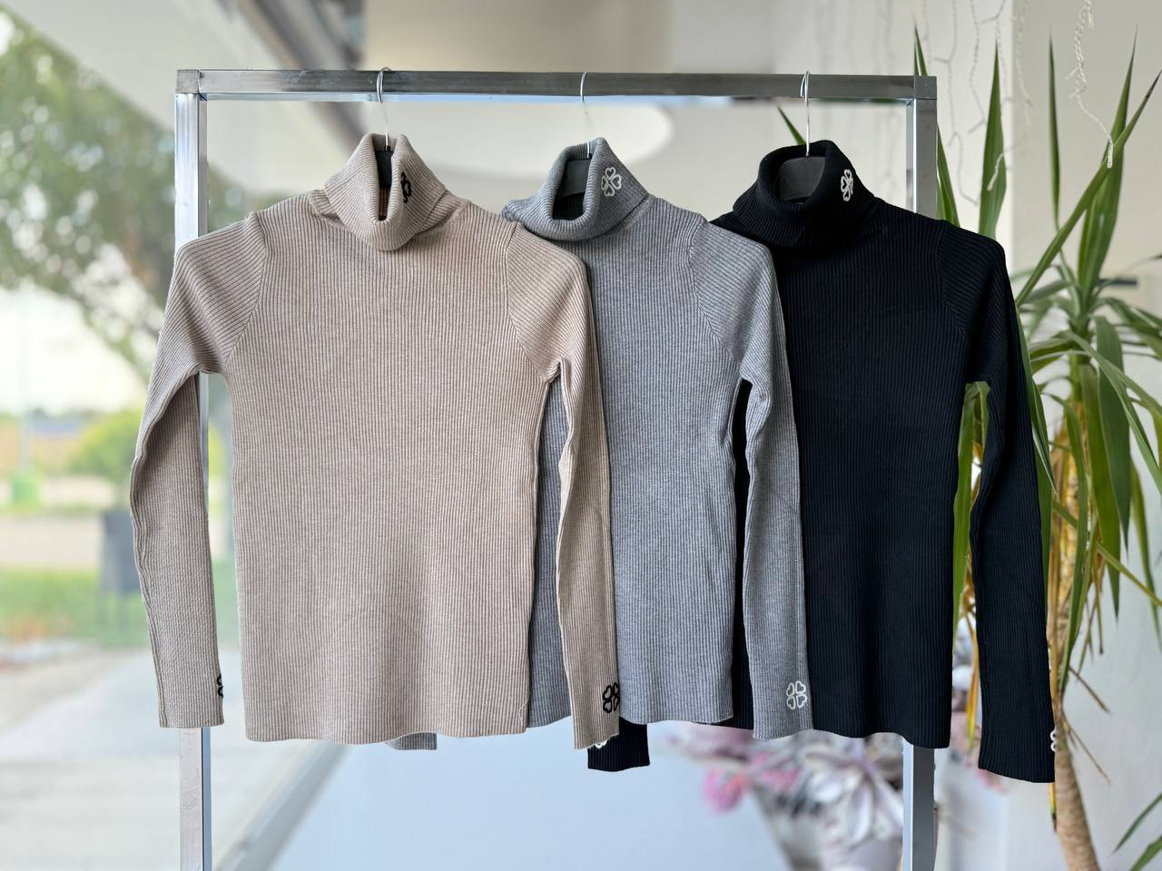 Фото Joie Clair (J-Clair)