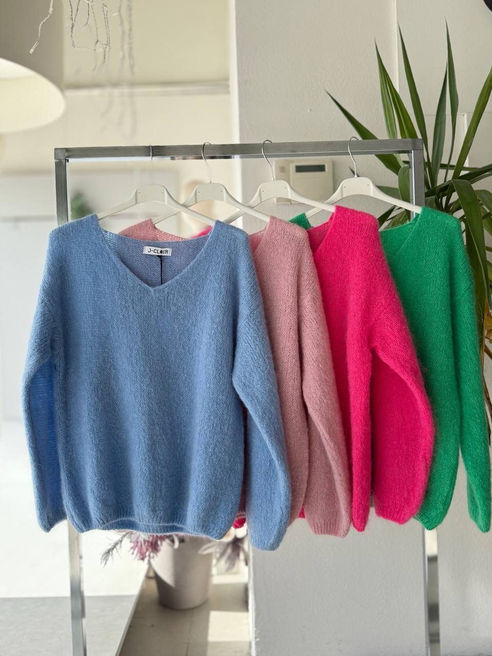 Joie Clair (J-Clair)