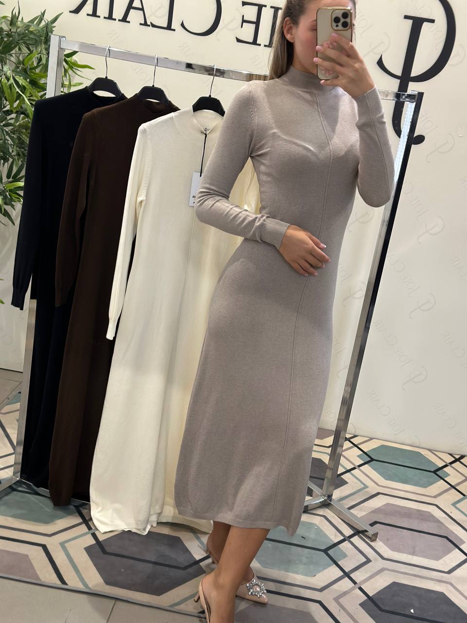 Joie Clair (J-Clair)