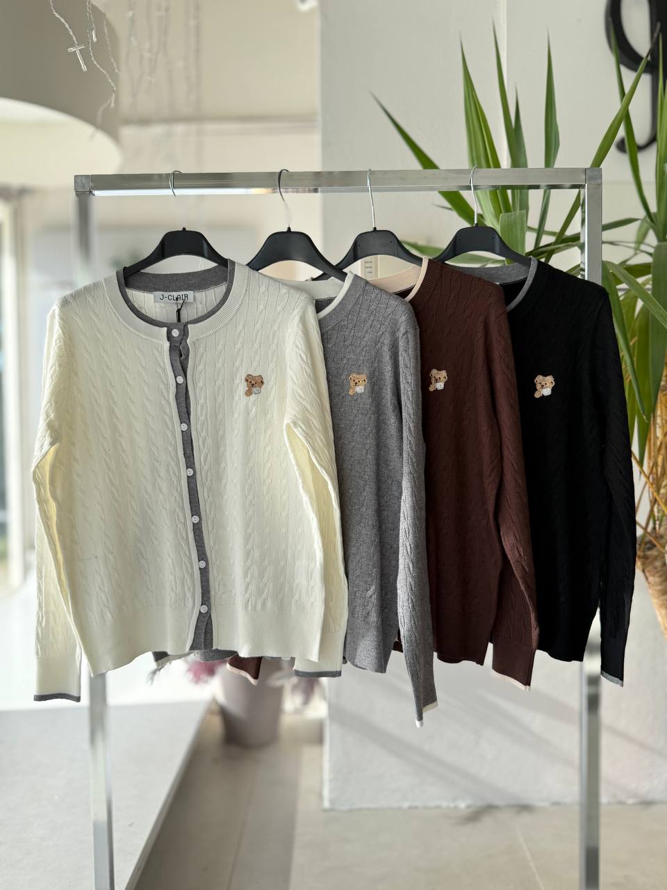 Joie Clair (J-Clair)