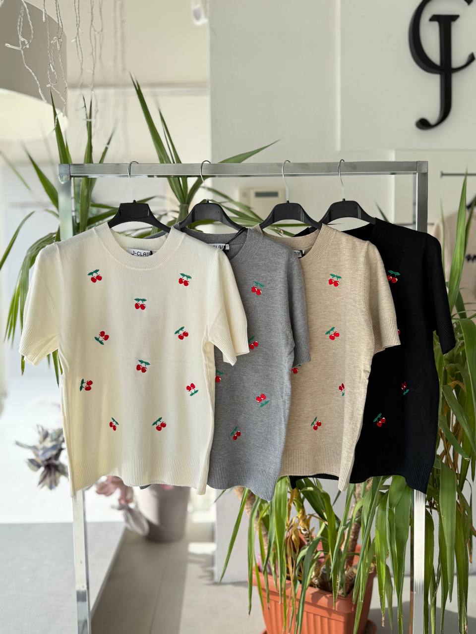 Joie Clair (J-Clair)