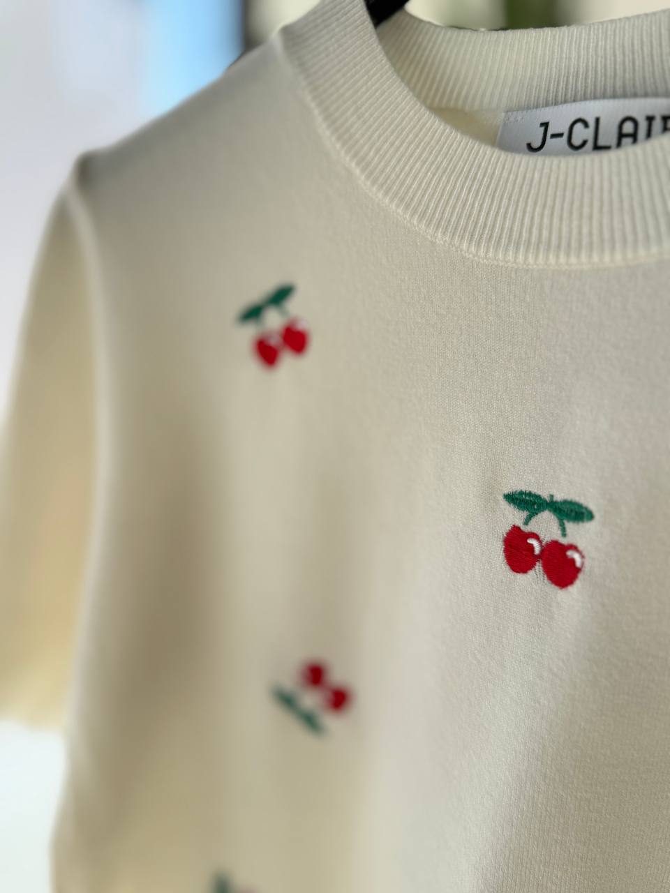 Joie Clair (J-Clair)