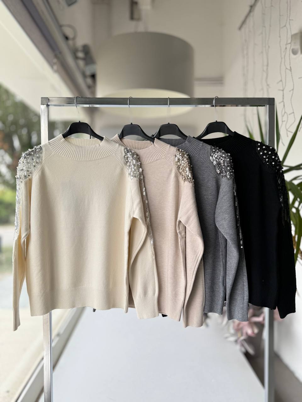 Фото Joie Clair (J-Clair)