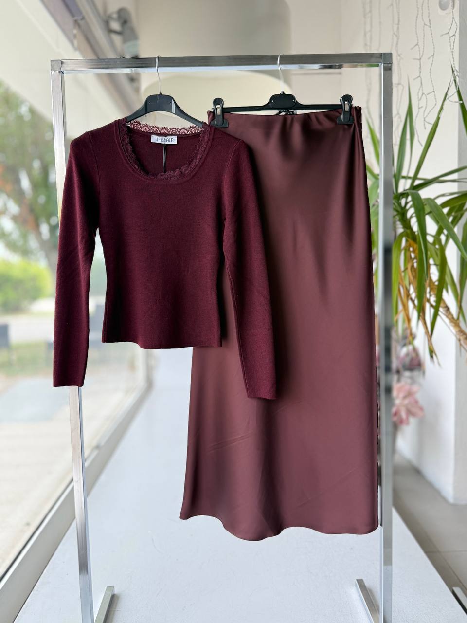 Joie Clair (J-Clair)