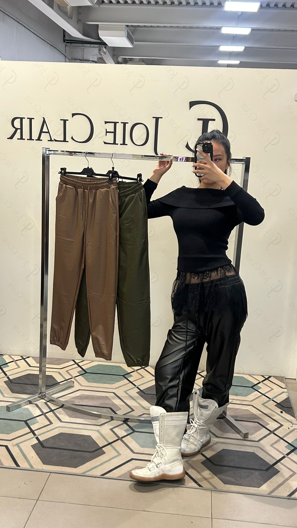 Фото Joie Clair (J-Clair)