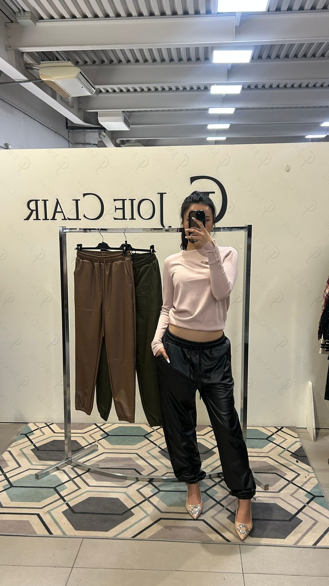 Фото Joie Clair (J-Clair)