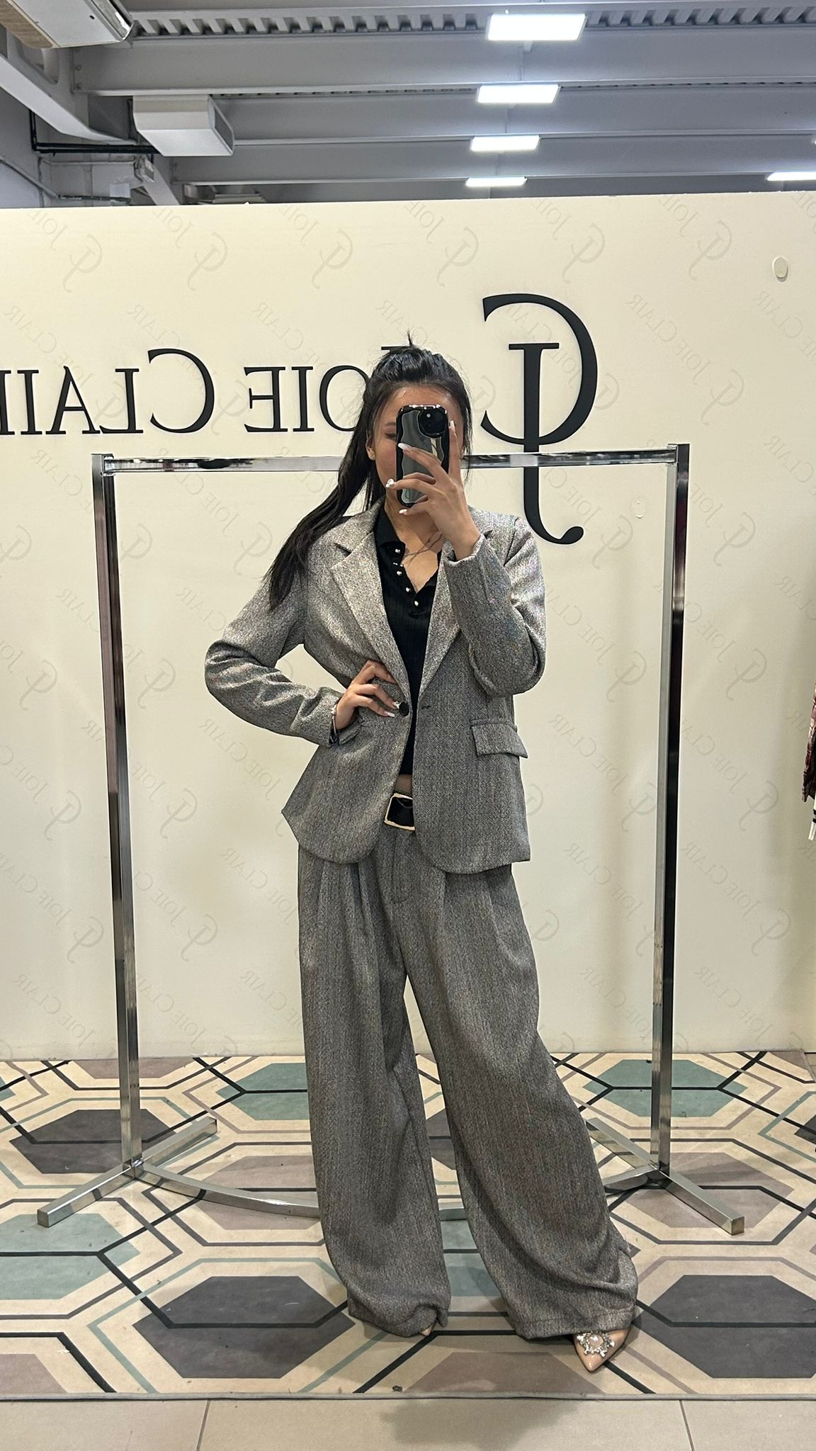 Фото Joie Clair (J-Clair)