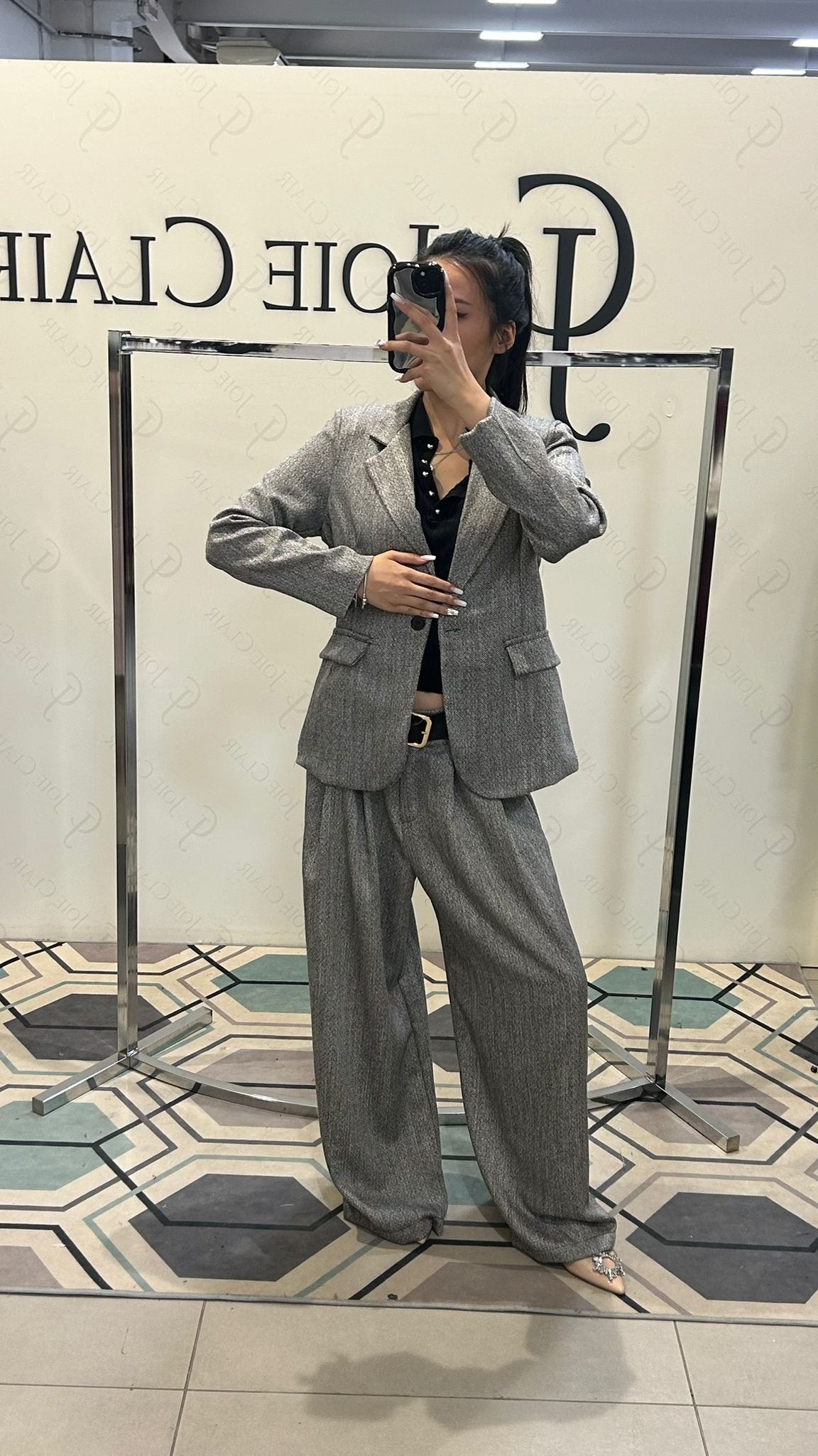 Фото Joie Clair (J-Clair)