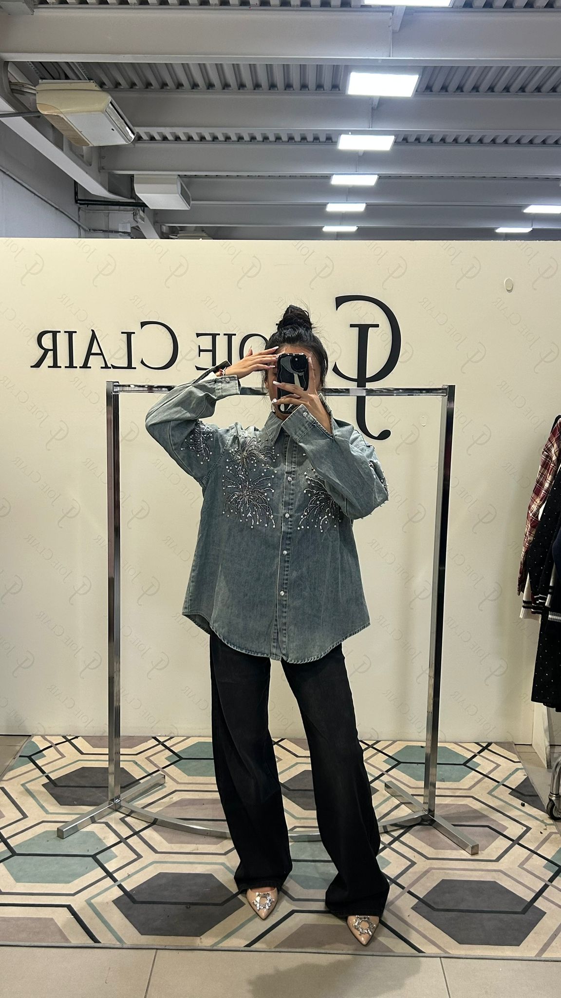 Joie Clair (J-Clair)