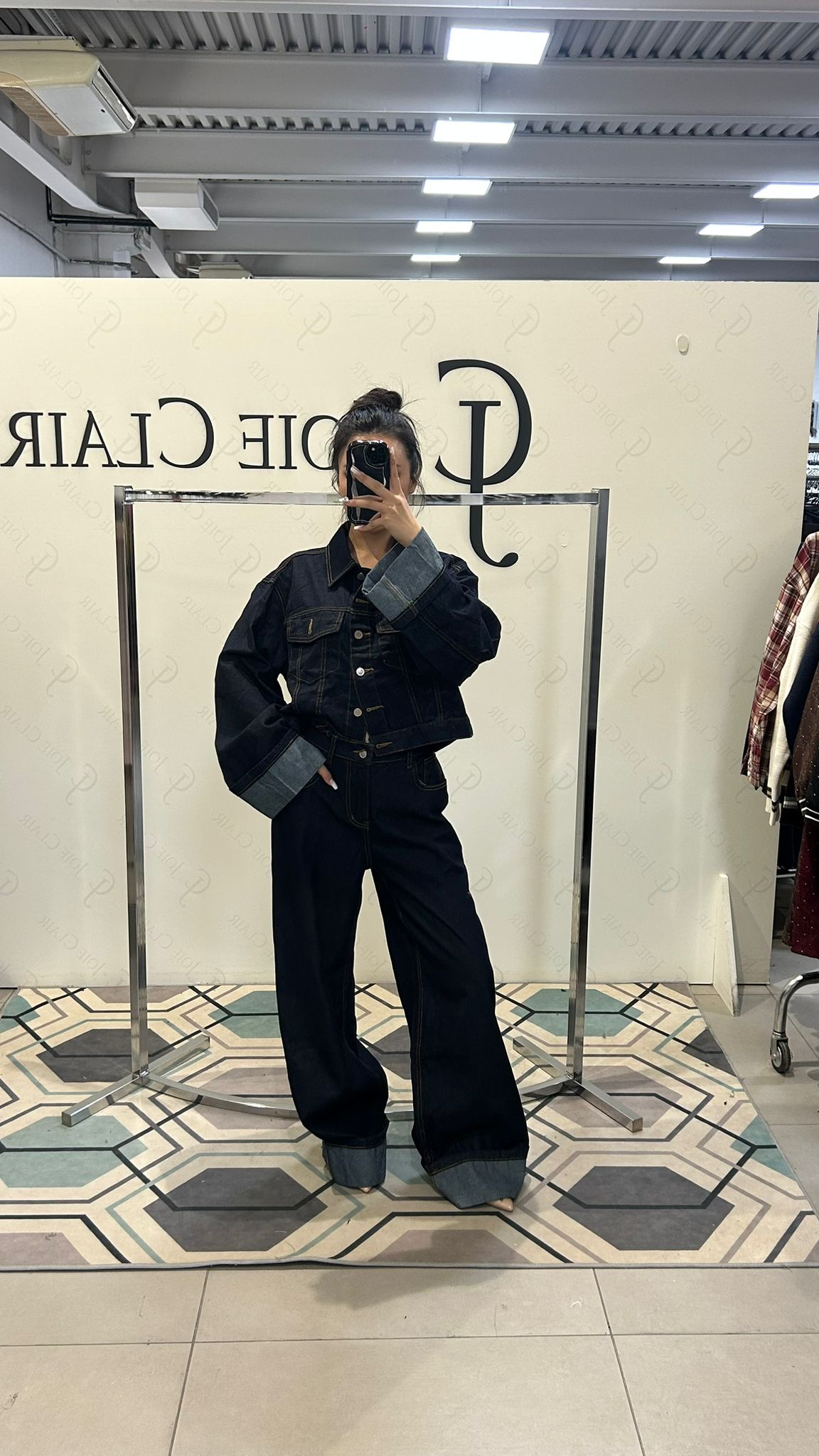 Joie Clair (J-Clair)