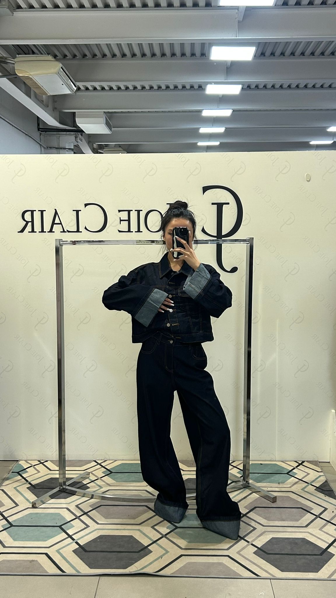 Joie Clair (J-Clair)