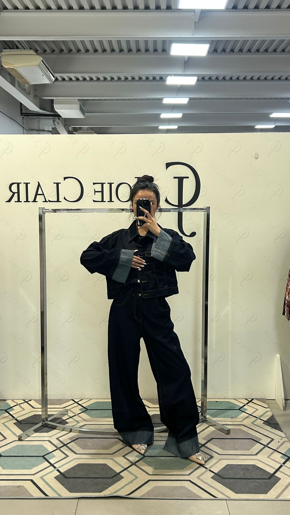 Joie Clair (J-Clair)