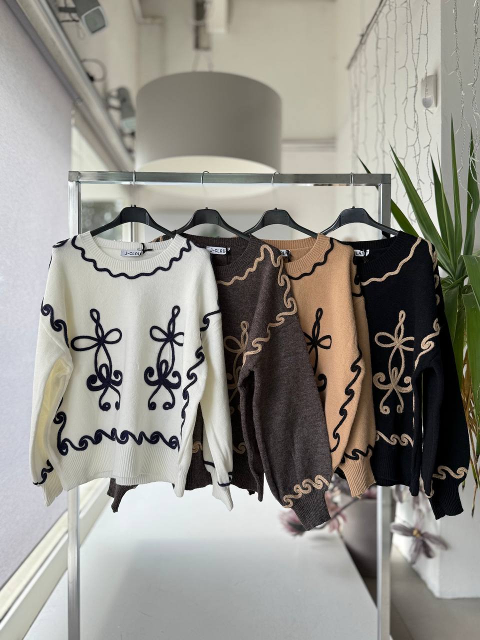 Joie Clair (J-Clair)