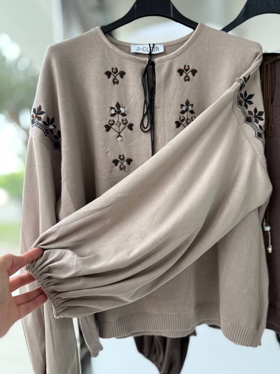 Joie Clair (J-Clair)