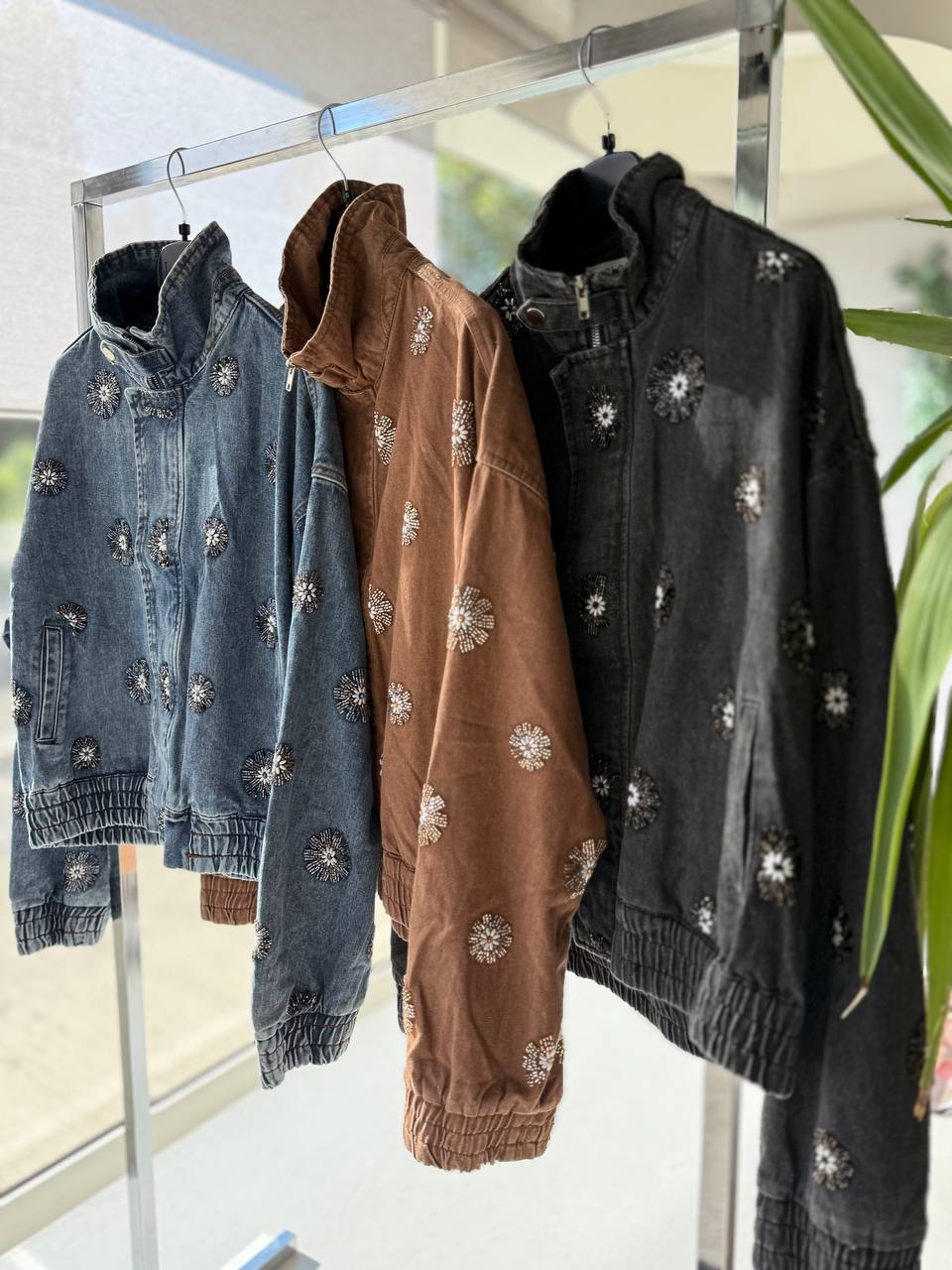 Фото Joie Clair (J-Clair)