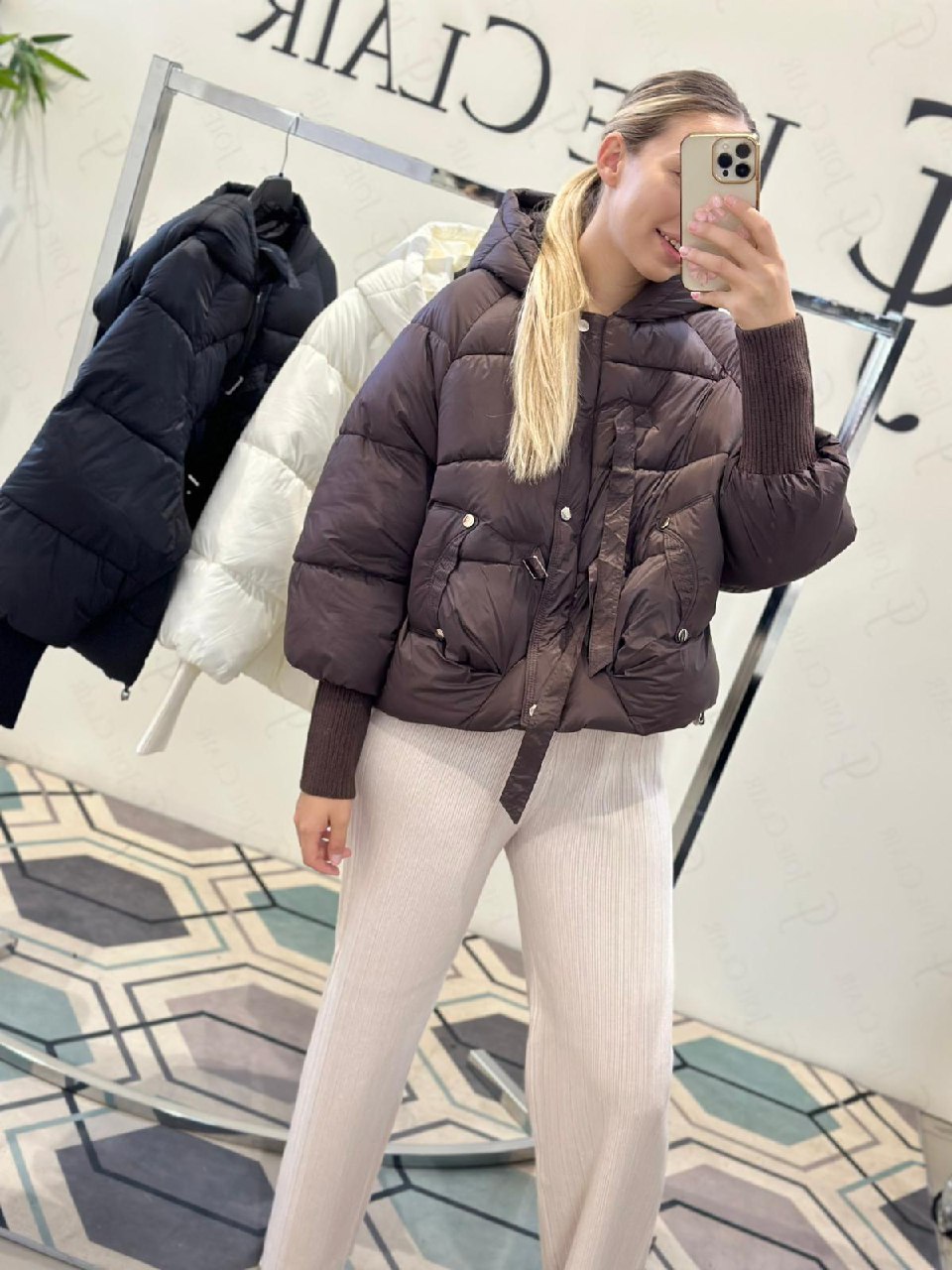 Фото Joie Clair (J-Clair)