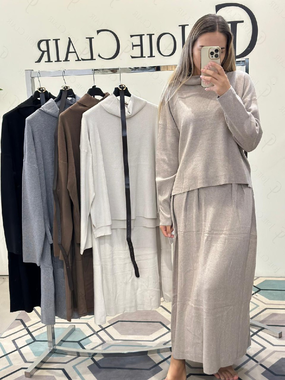 Фото Joie Clair (J-Clair)