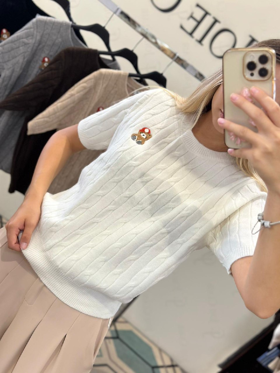 Joie Clair (J-Clair)