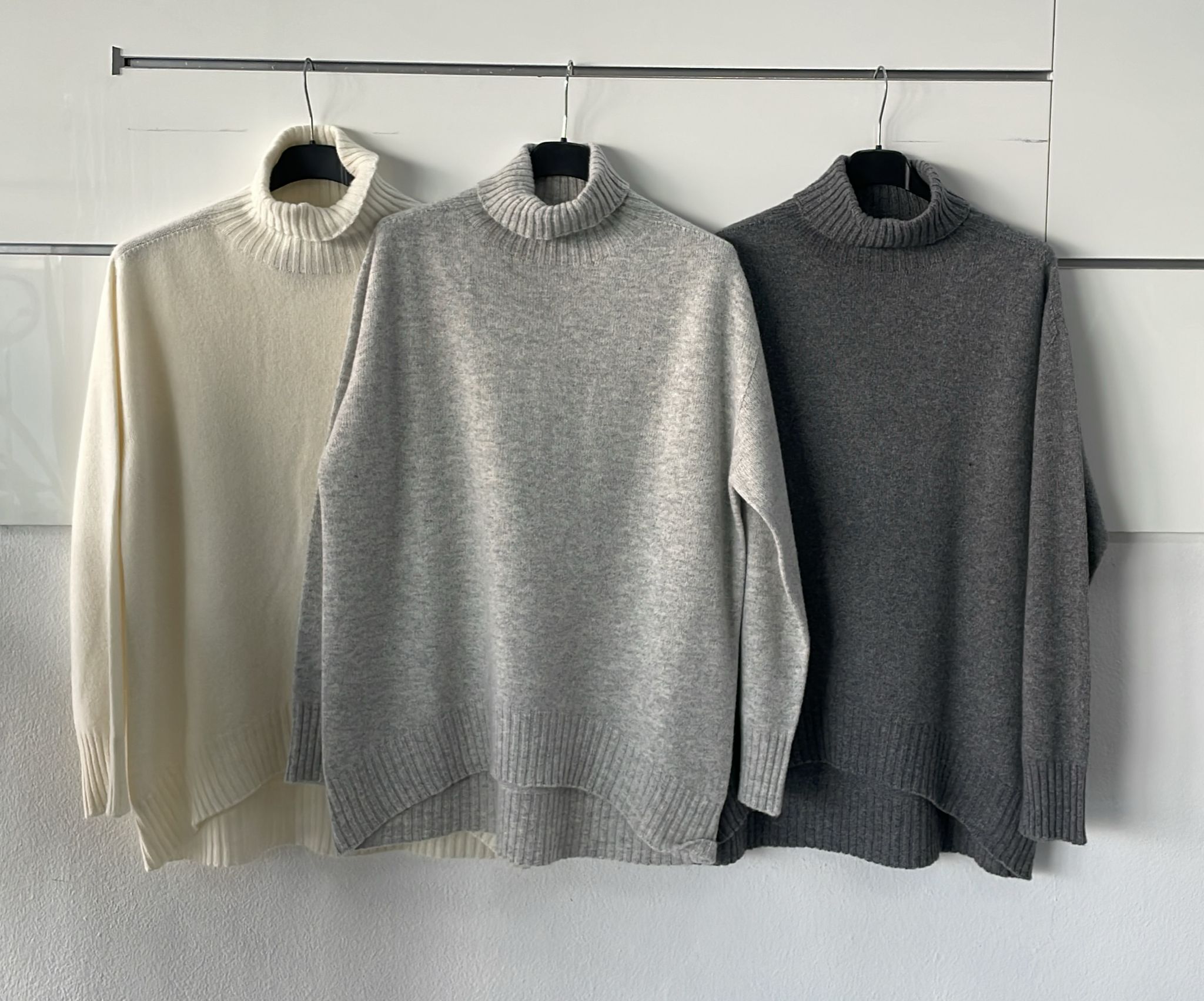 Joie Clair (J-Clair)