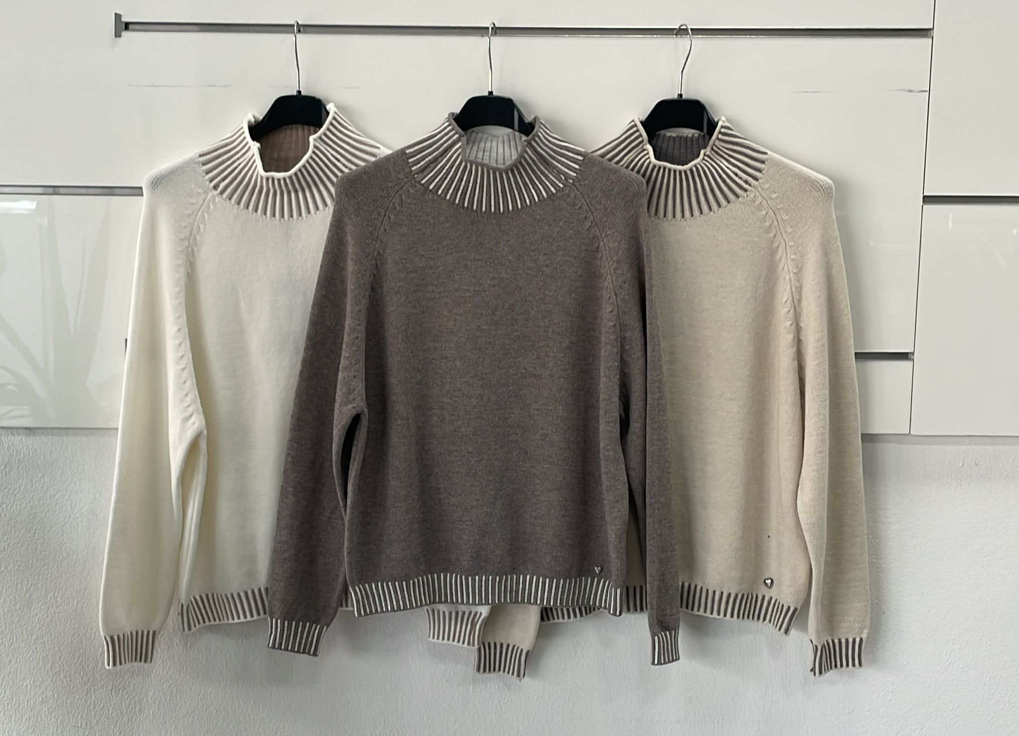 Joie Clair (J-Clair)