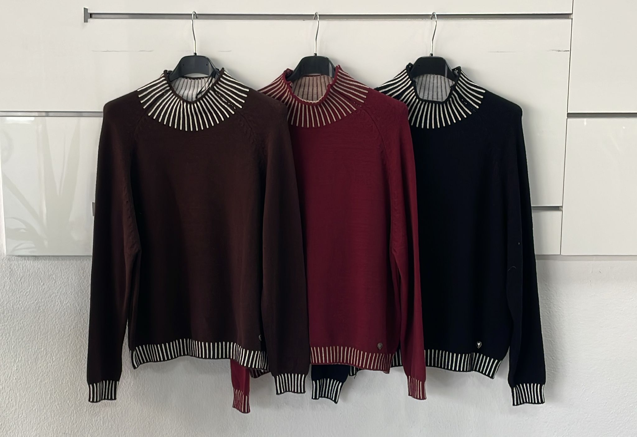 Joie Clair (J-Clair)