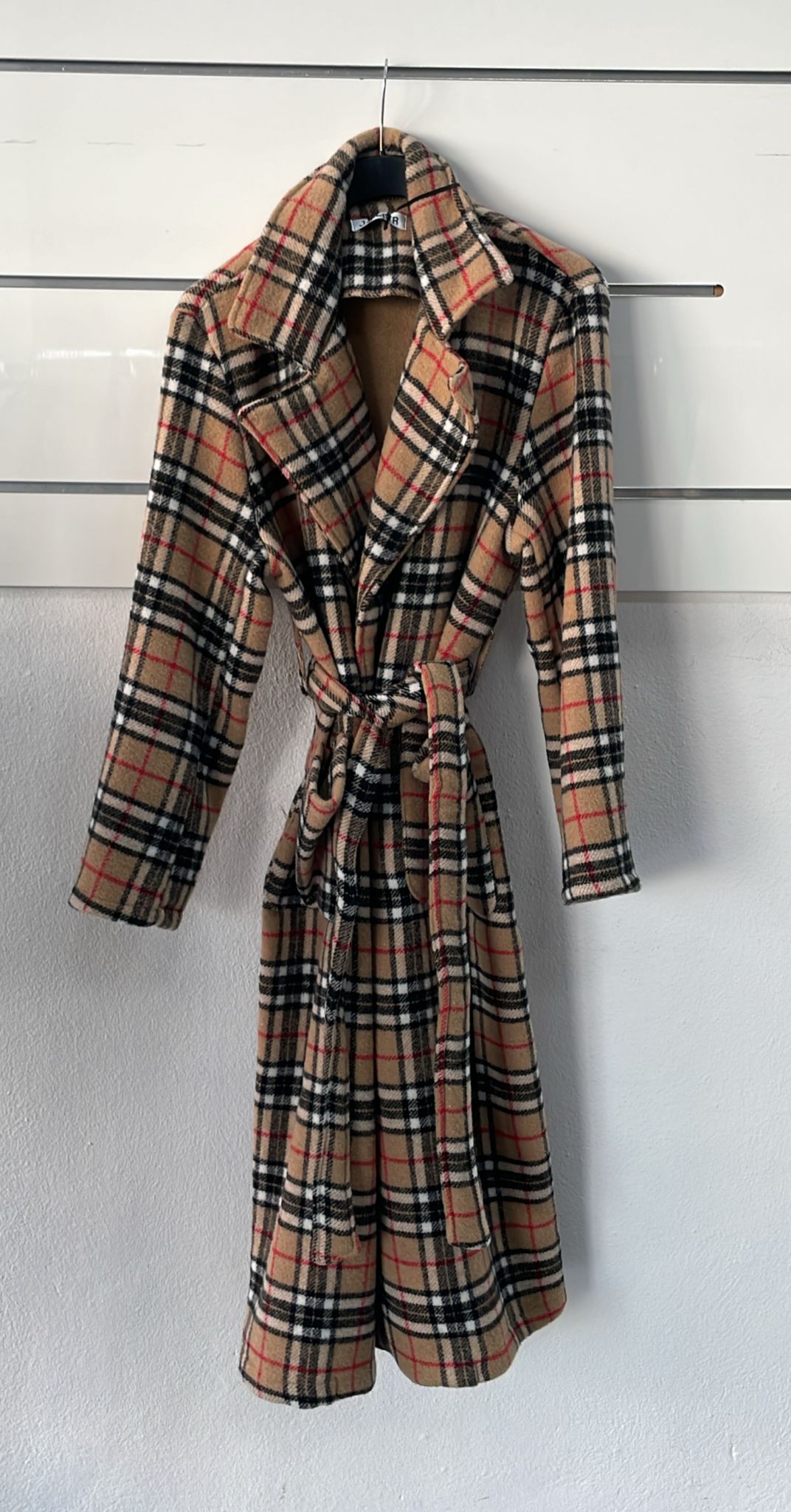 Joie Clair (J-Clair)