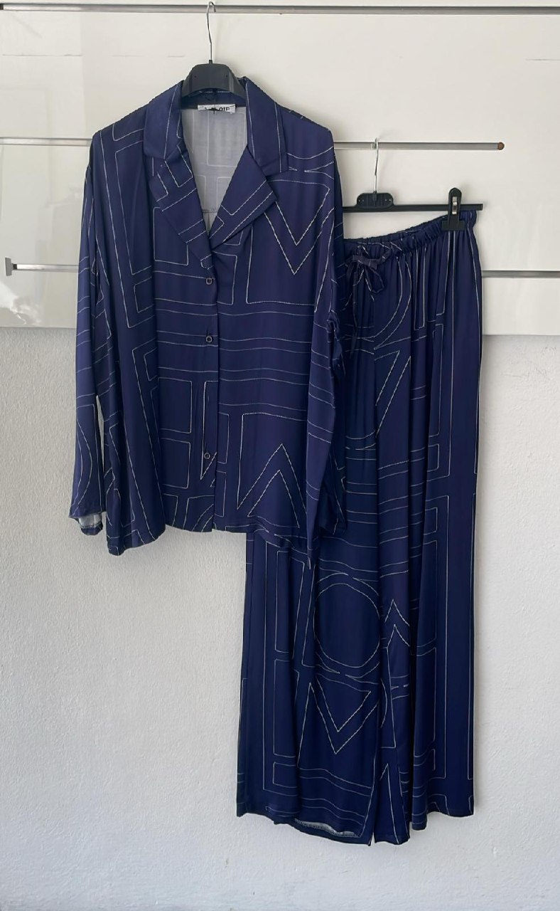 Joie Clair (J-Clair)