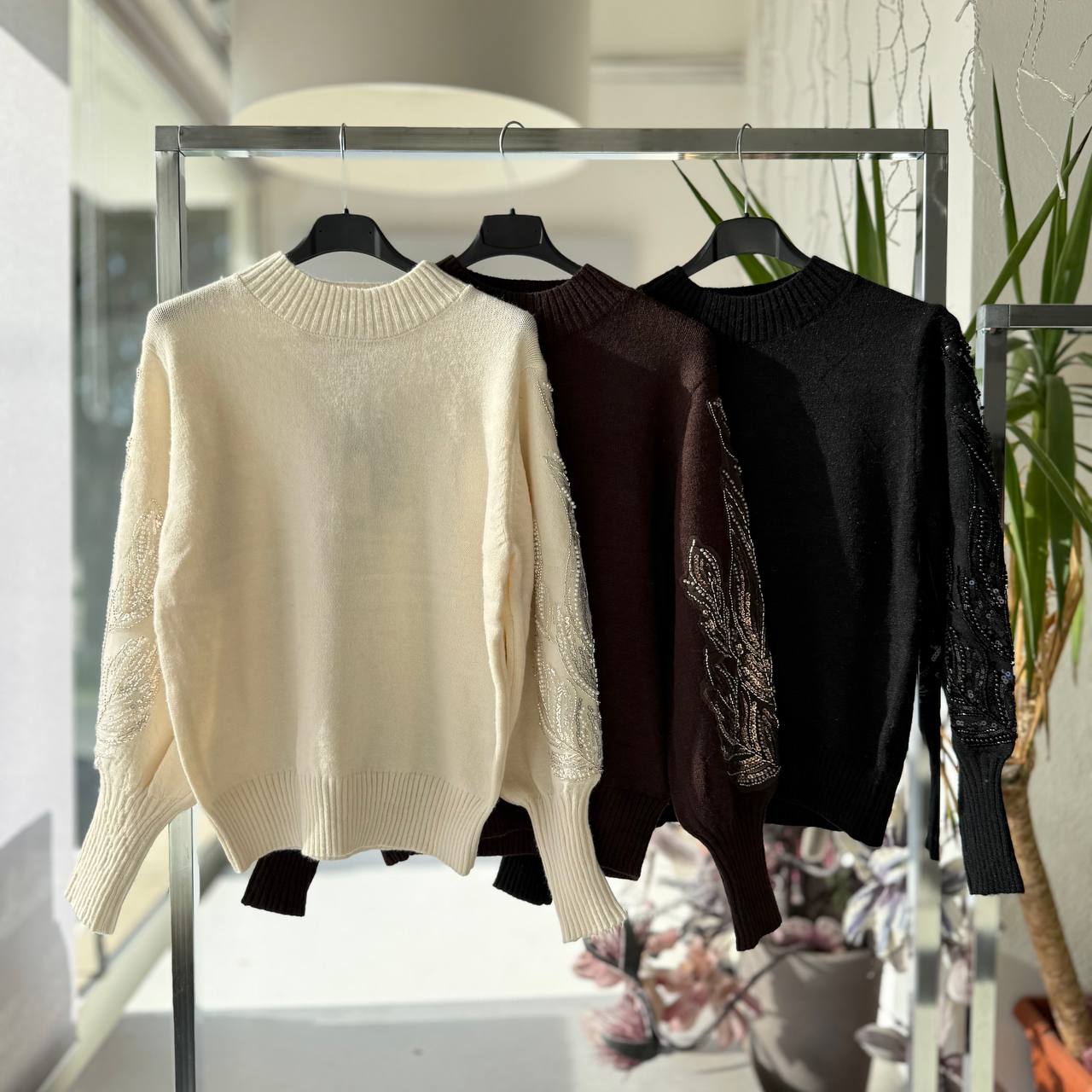 Фото Joie Clair (J-Clair)