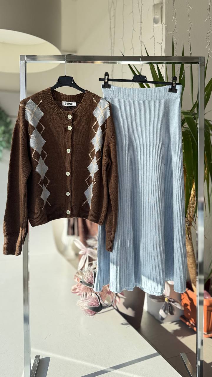 Joie Clair (J-Clair)