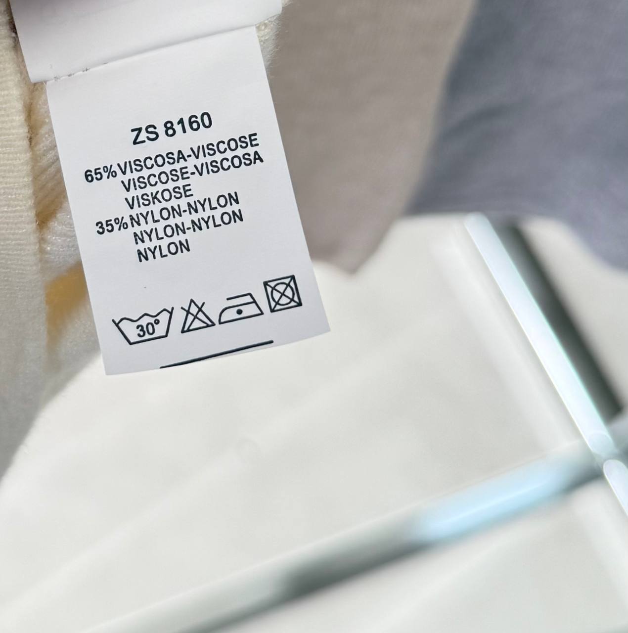 Joie Clair (J-Clair)