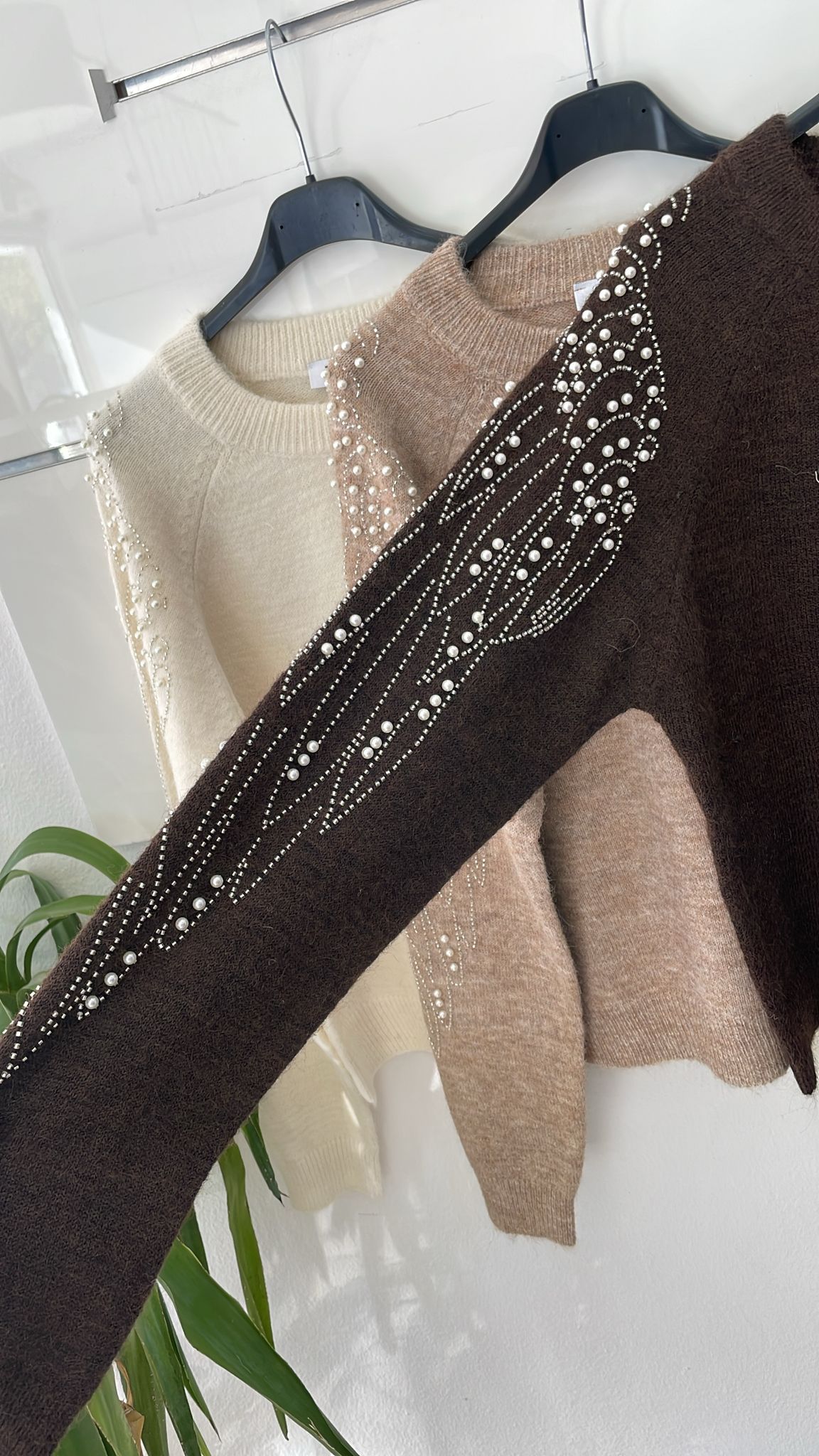 Joie Clair (J-Clair)