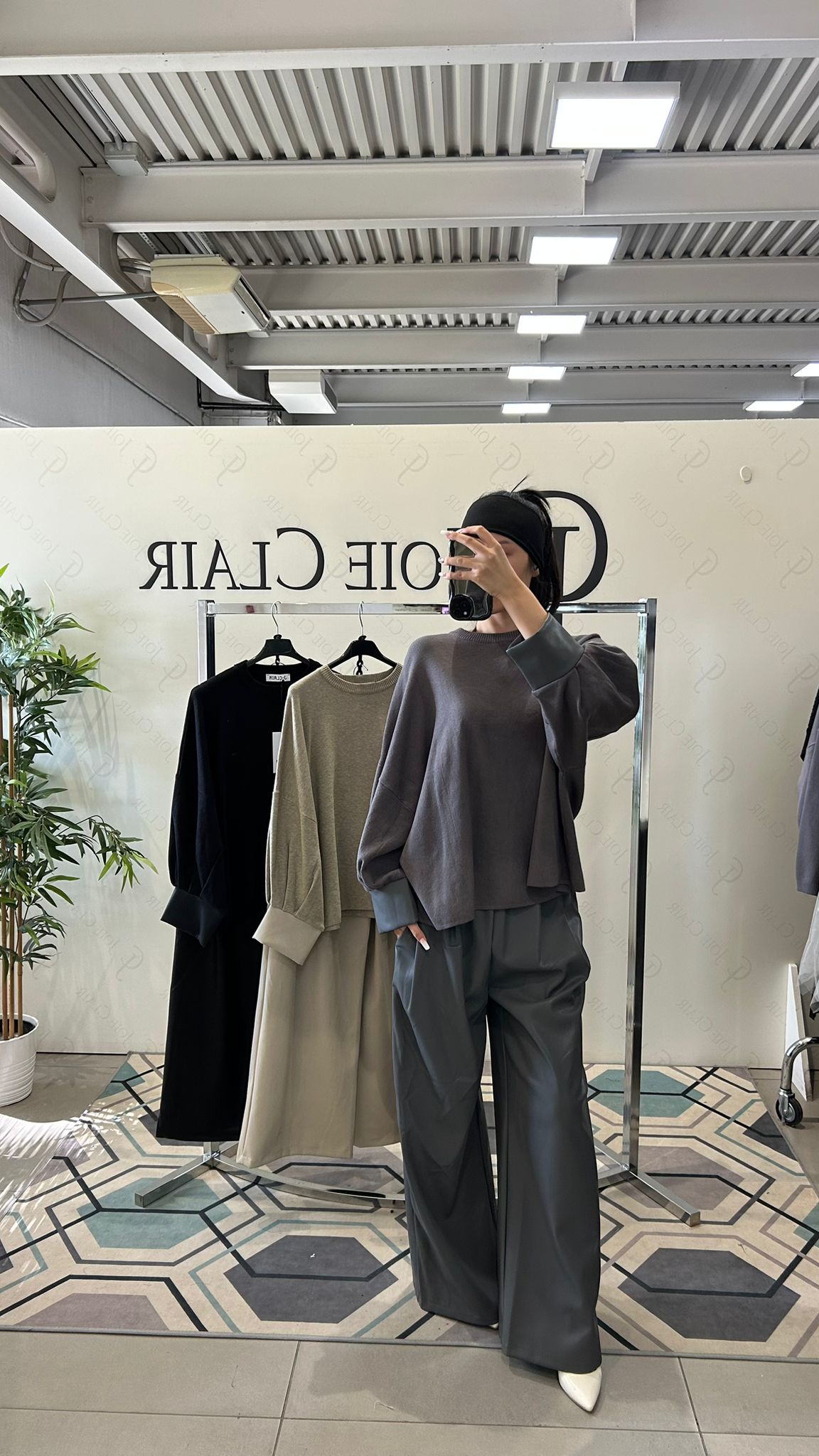 Фото Joie Clair (J-Clair)