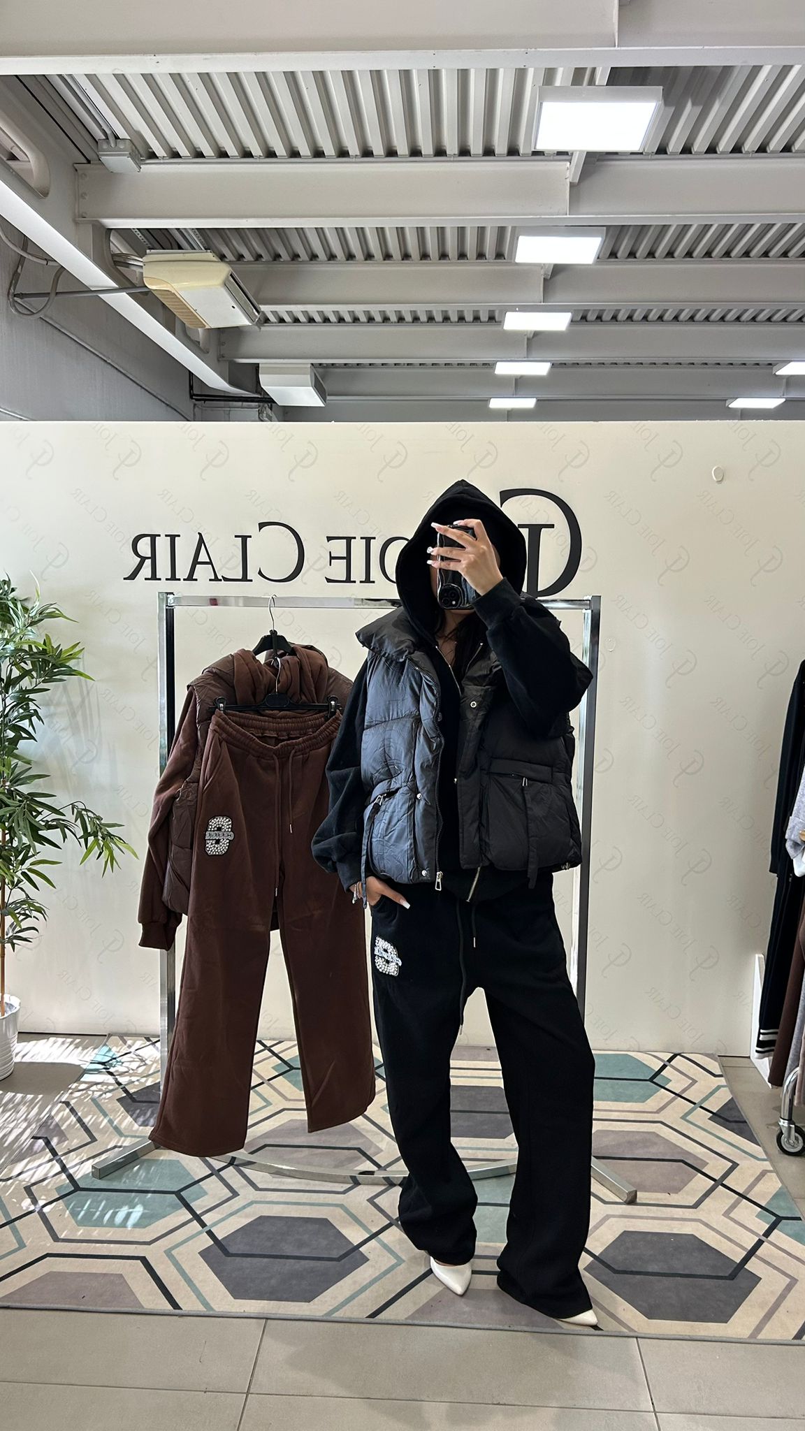 Фото Joie Clair (J-Clair)