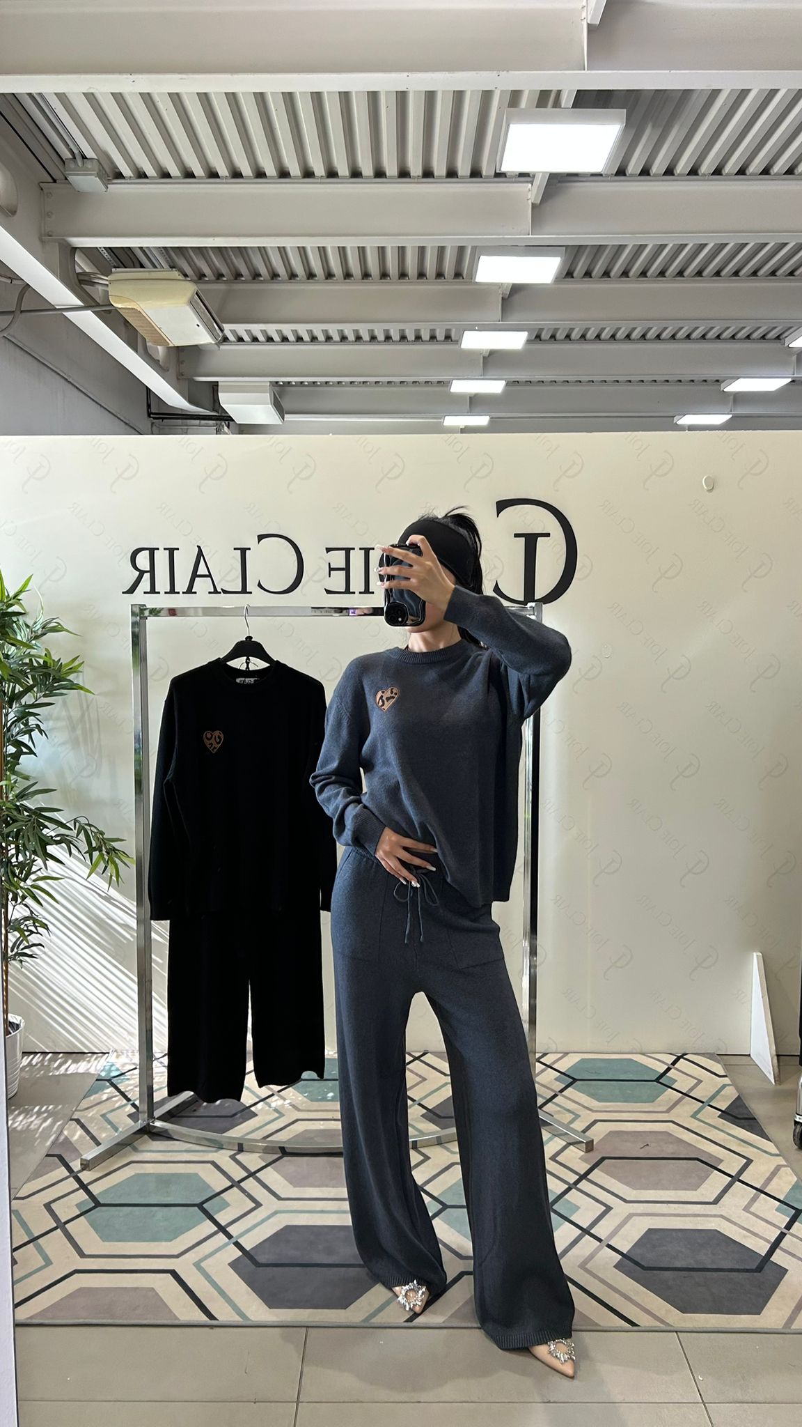 Фото Joie Clair (J-Clair)